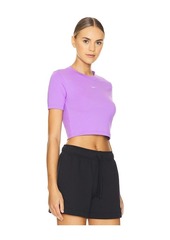 Nike Sportswear Essential Cropped T-shirt