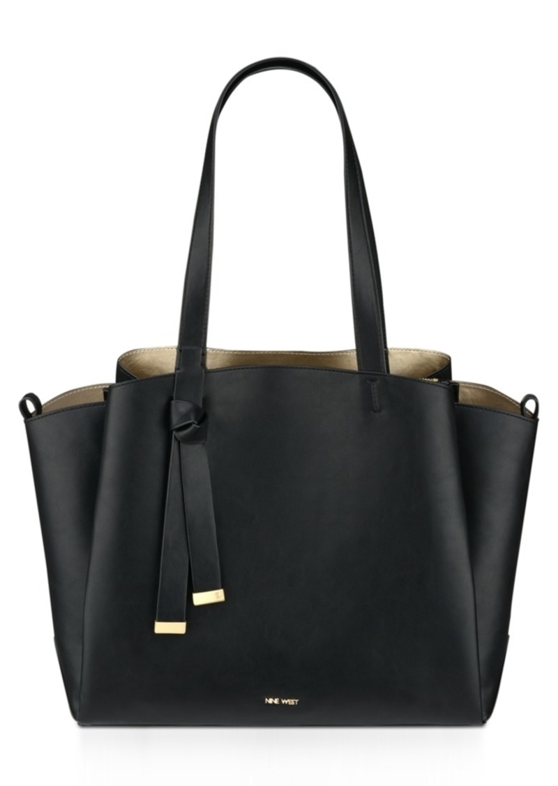 nine west tote