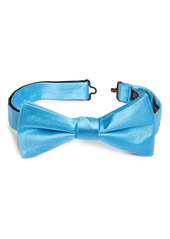 Nordstrom Solid Silk Bow Tie in Sky at Nordstrom