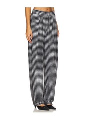 Norma Kamali Low Rise Pleated Trouser