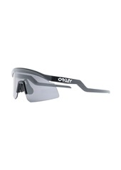 Oakley logo-print tinted sunglasses