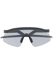 Oakley logo-print tinted sunglasses