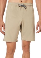 Oakley Men's Transport Hybrid Packable 19” Shorts, Small, Gray