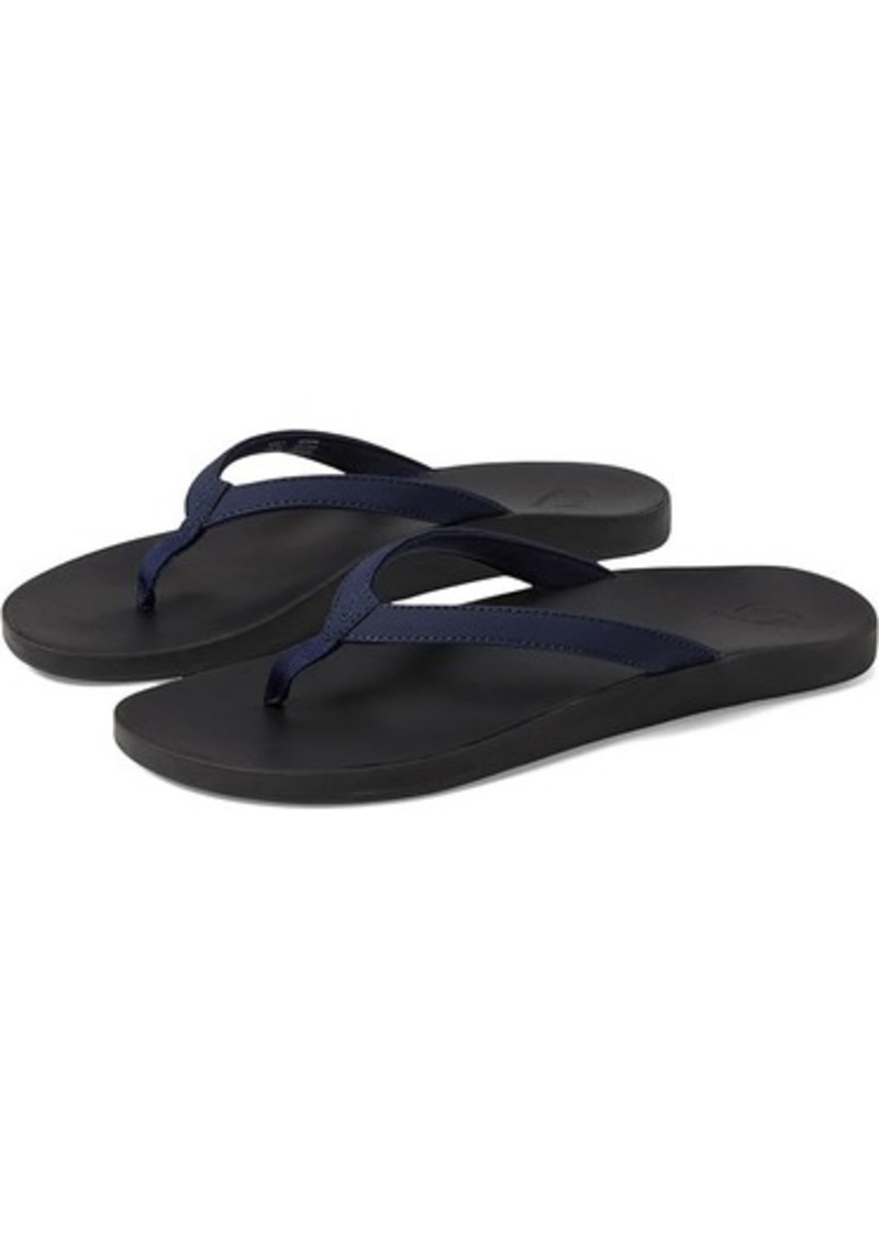 OluKai Puawe Sandal