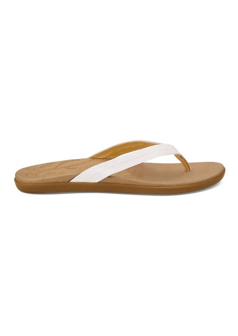 OluKai Women's Honu Beach Sandals - Narrow In Bright White/golden Sand