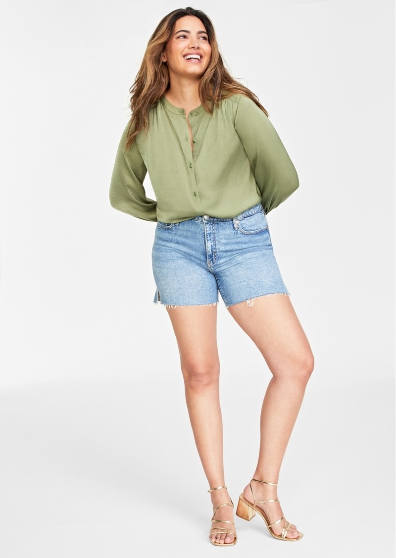 On 34th Women's High Rise Raw-Hem Jean Shorts, Created for Macy's - Light Wash