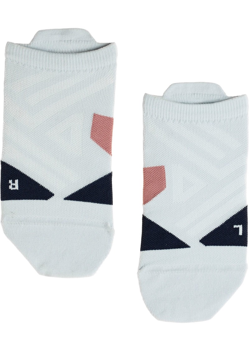 On Women's Low Socks, Medium, Gray