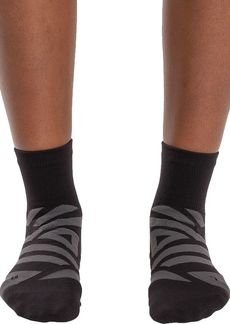 On Women's Performance Mid Socks, Small, Black