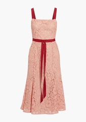 Oscar de la Renta - Fluted grosgrain-trimmed cotton-blend corded lace dress - Pink - US 8