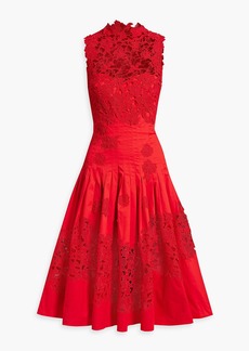 Oscar de la Renta - Guipure lace-paneled cotton-blend poplin midi dress - Red - US 6