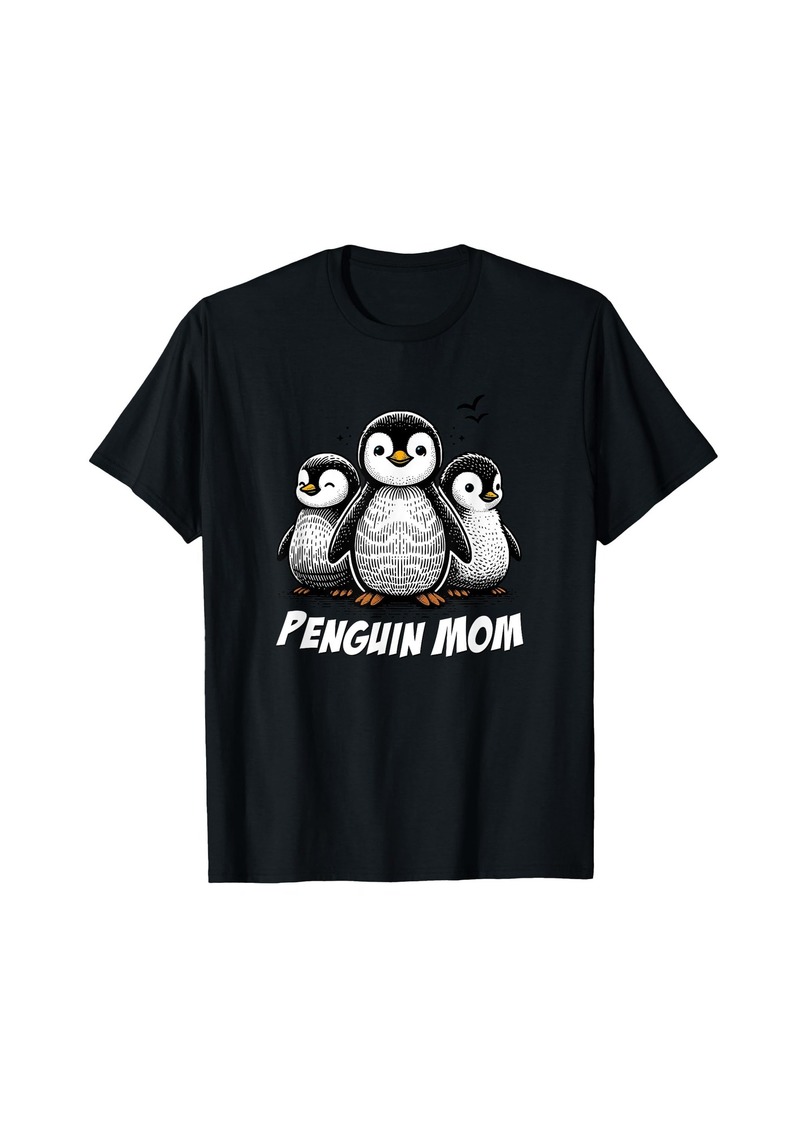 Cute Penguin Art Penguin Lovers Mom Graphic T-Shirt