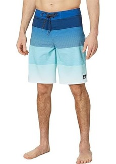 Quiksilver 20" Surfsilk Massive Shorts