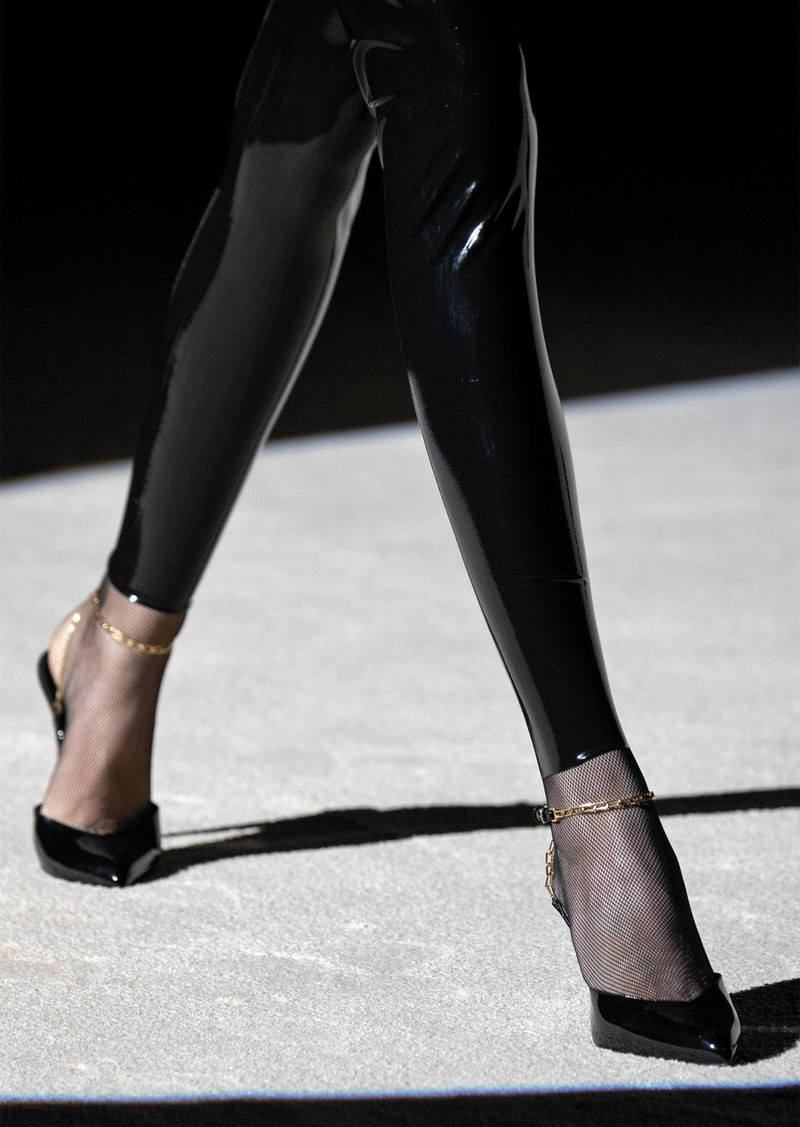 SAINT LAURENT Claw chain-embellished patent-leather pumps