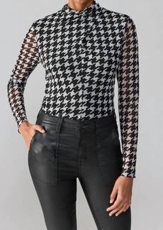 Sanctuary Make A Statement Houndstooth Top In Black And White