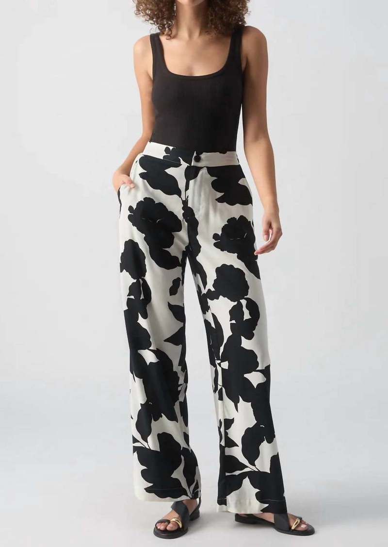 Sanctuary The Spring Shadow Floral Trouser In White