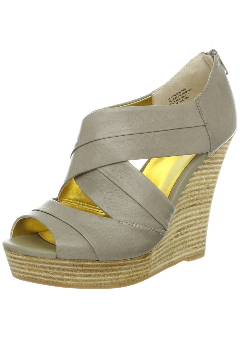 Seychelles Women's Risky Business Wedge Sandal M US