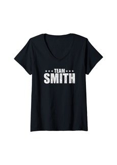 Womens Smith Surname Family Birthday Lastname Smith Couple V-Neck T-Shirt