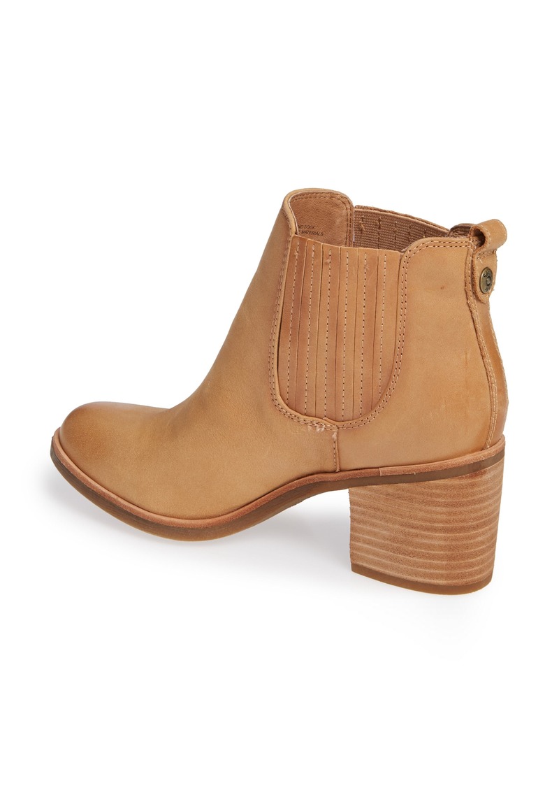 sofft sadova chelsea bootie