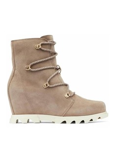 Sorel Joan Of Artctic Wedge Iii Lace Boots In Omega Taupe, Chalk