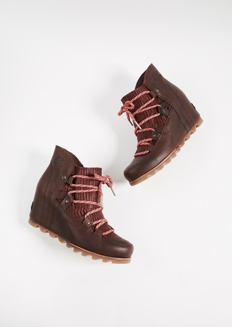 sorel sandy wedge boot