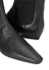 STAUD Wally 25MM Leather Chelsea Boots