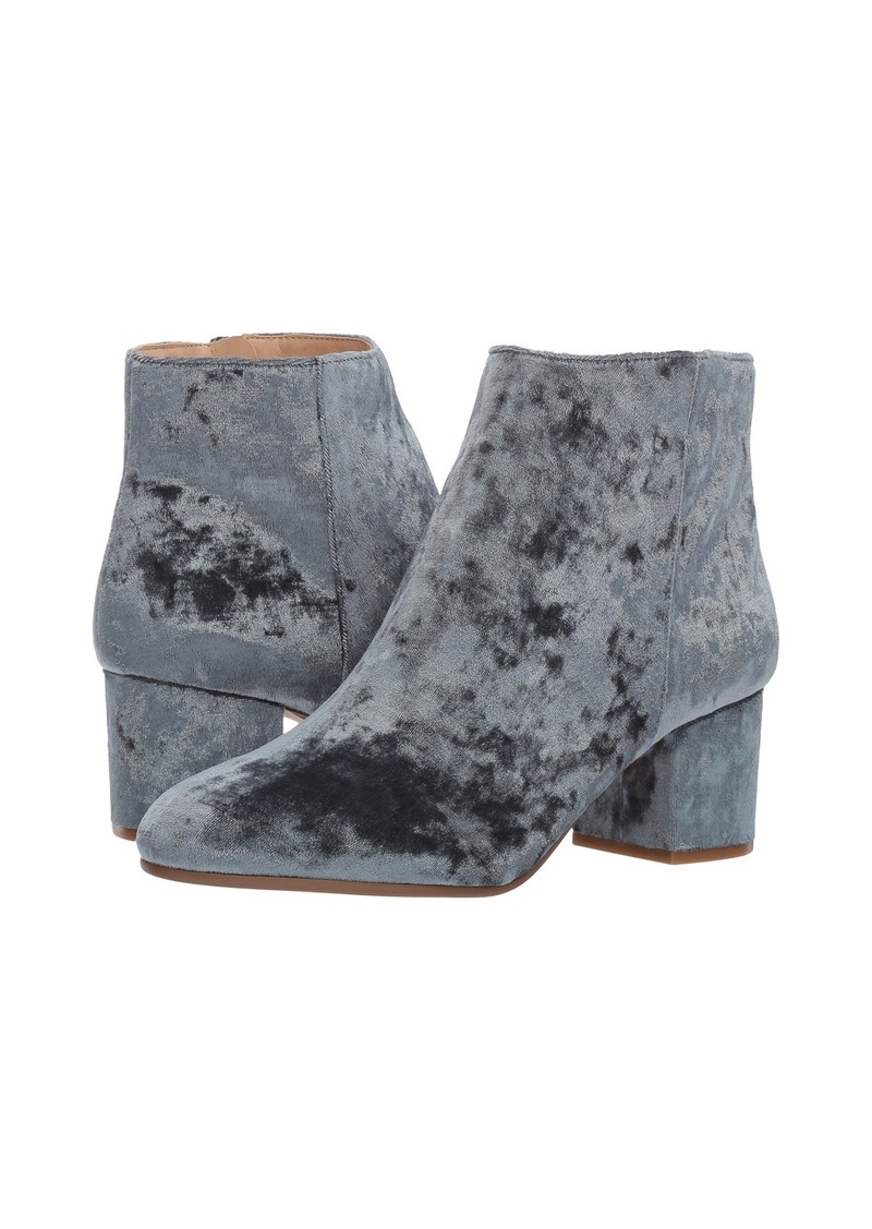 lavish buckle bootie steve madden