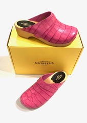 Swedish Hasbeens Swedish Husband Clog In Crocodile Hot Pink