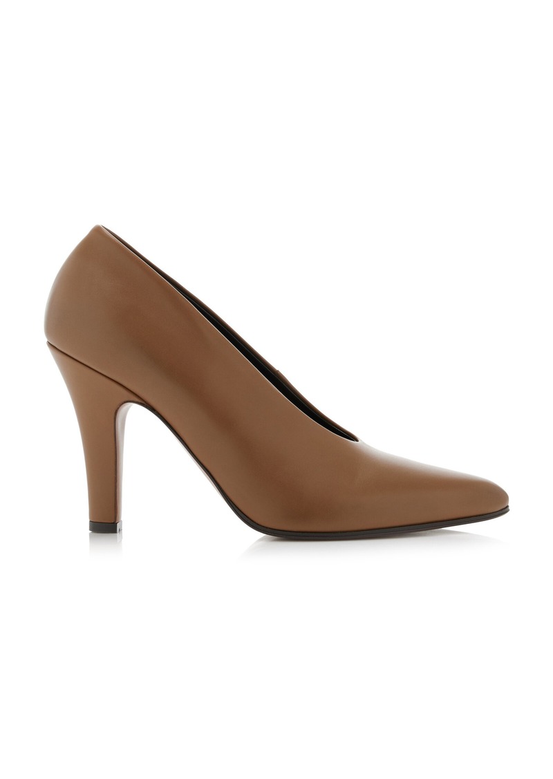 The Row - Prudens Leather Pumps - Tan - IT 40 - Moda Operandi