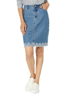 Tommy Hilfiger Adaptive Tommy Hilfiger Women's Adaptive Denim Skirt with Magnetic Fly MED WASH