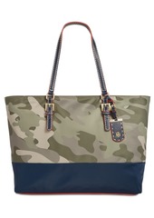 tommy hilfiger julia camo tote