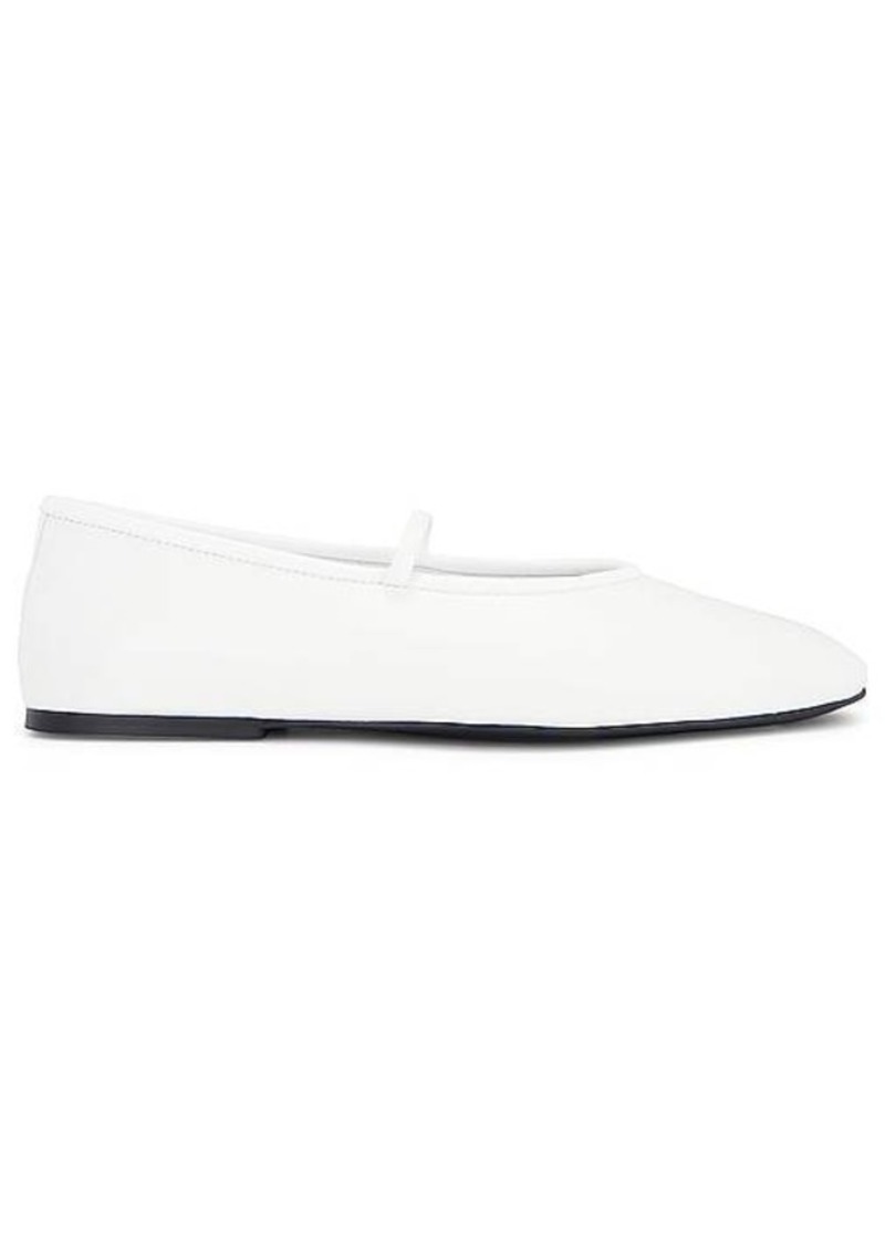 Tony Bianco Martinez Flat