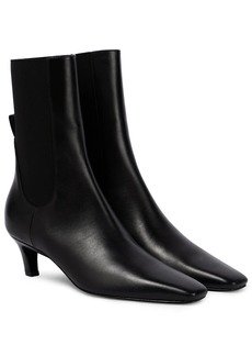 Totême Toteme Leather ankle boots