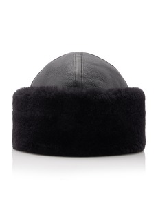 Totême Toteme - Shearling Winter Hat - Black - XS/S - Moda Operandi