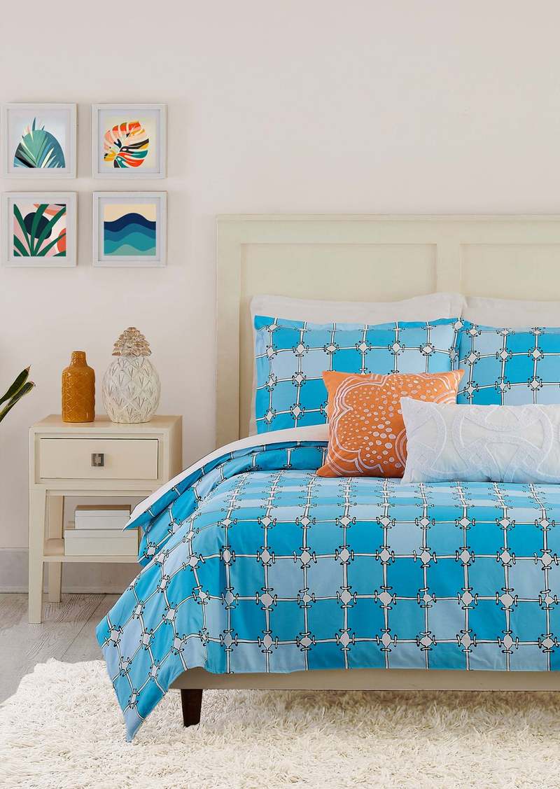 Trina Turk Peking Handicraft Inc  AQUA SQUARE FULL/QUEEN DUVET 3-PIECE SET / BLUE