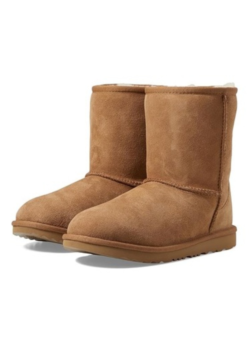 UGG Classic II (Little Kid/Big Kid)