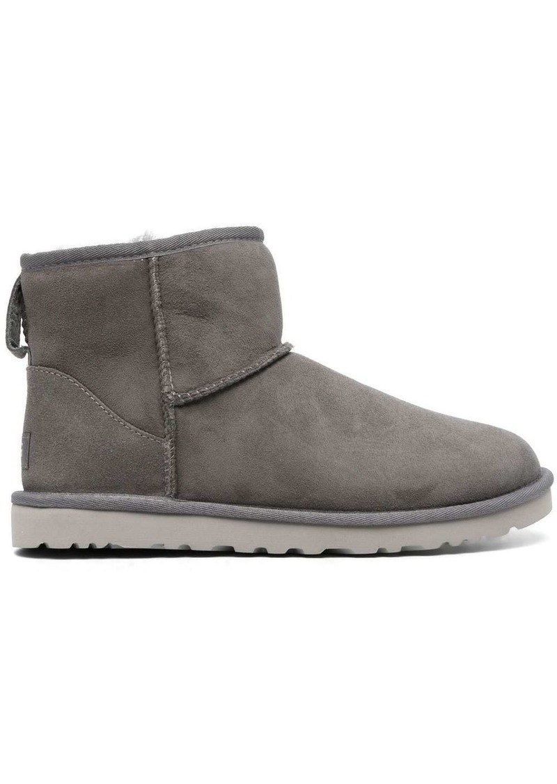 UGG Classic Mini boots