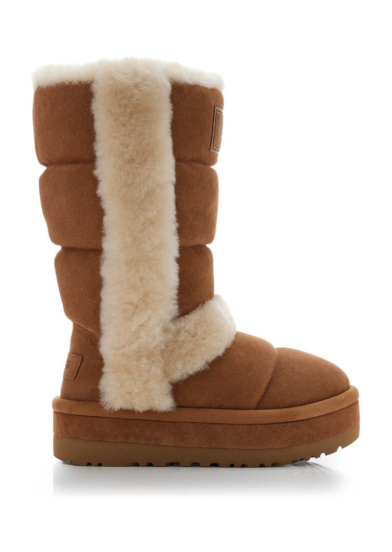 UGG - Classic Chillapeak Tall Shearling Platform Boots - Tan - US 6 - Moda Operandi