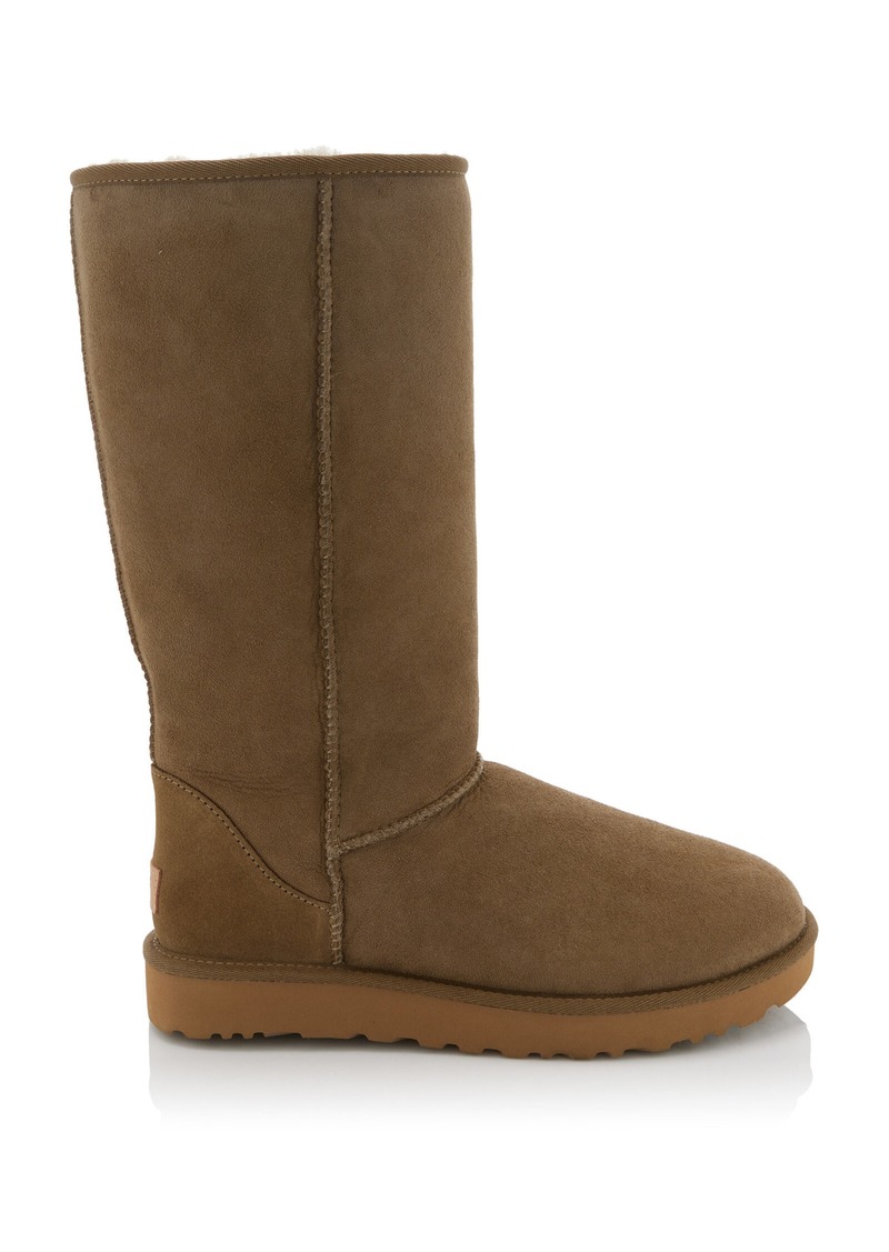 UGG - Classic Tall II Sheepskin Boots - Brown - US 7 - Moda Operandi