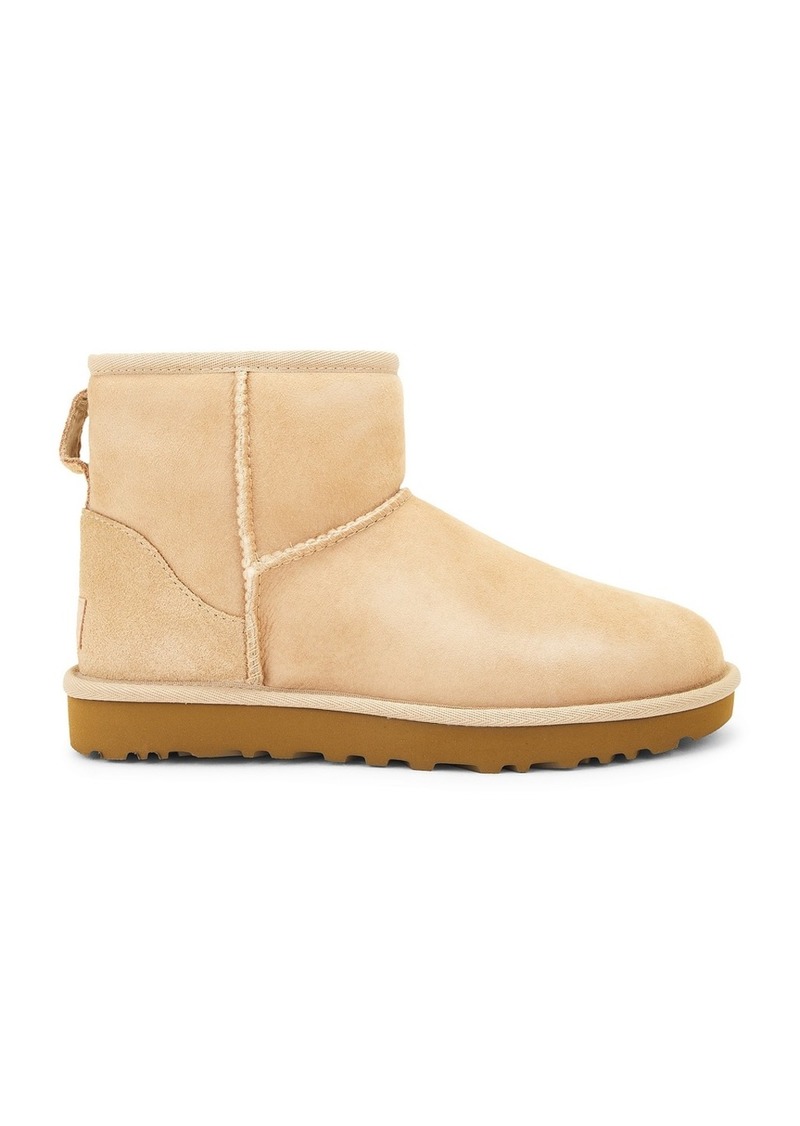 UGG Classic Mini II Boot