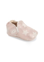 UGG® Roos Metallic Star Crib Shoe (Baby)