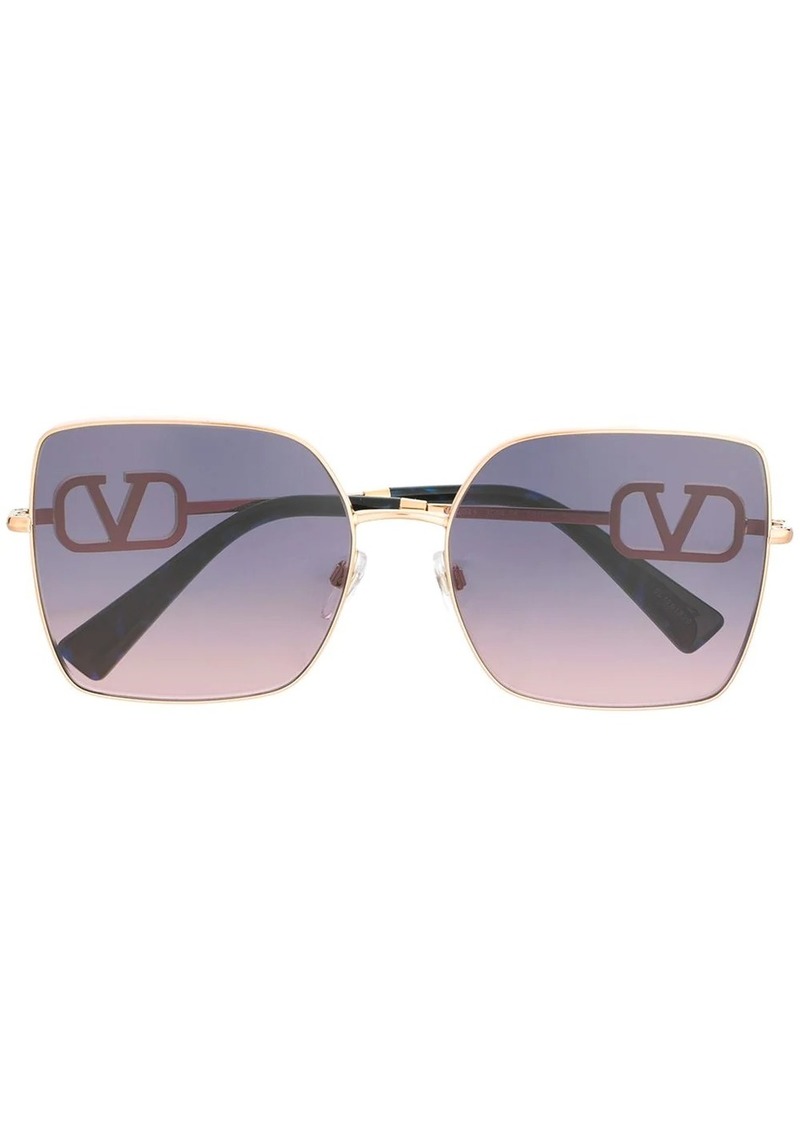 Valentino Eyewear V-Hexagon oversized-frame Sunglasses - Farfetch