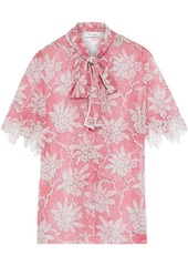 Valentino Garavani - Pussy-bow floral-print silk-chiffon blouse - Pink - IT 38