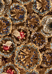 Valentino Garavani - Embellished gold-tone clutch - Metallic - OneSize