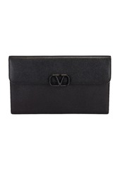 Valentino Garavani Large Flat Pouch