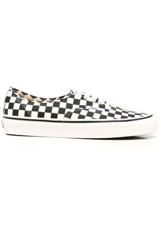 Vans checkerboard -print sneakers