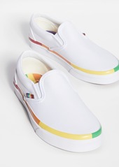 Vans UA Classic Slip-On Sneakers