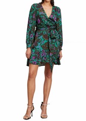 VELVET BY GRAHAM & SPENCER Women's Bridget Amazon Printed Satin Dress