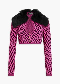 Versace - Cropped shearling-trimmed jacquard-knit cardigan - Pink - IT 38