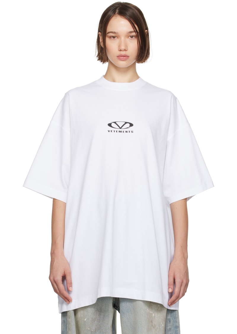 VETEMENTS White Oval Logo Oversized T-shirt