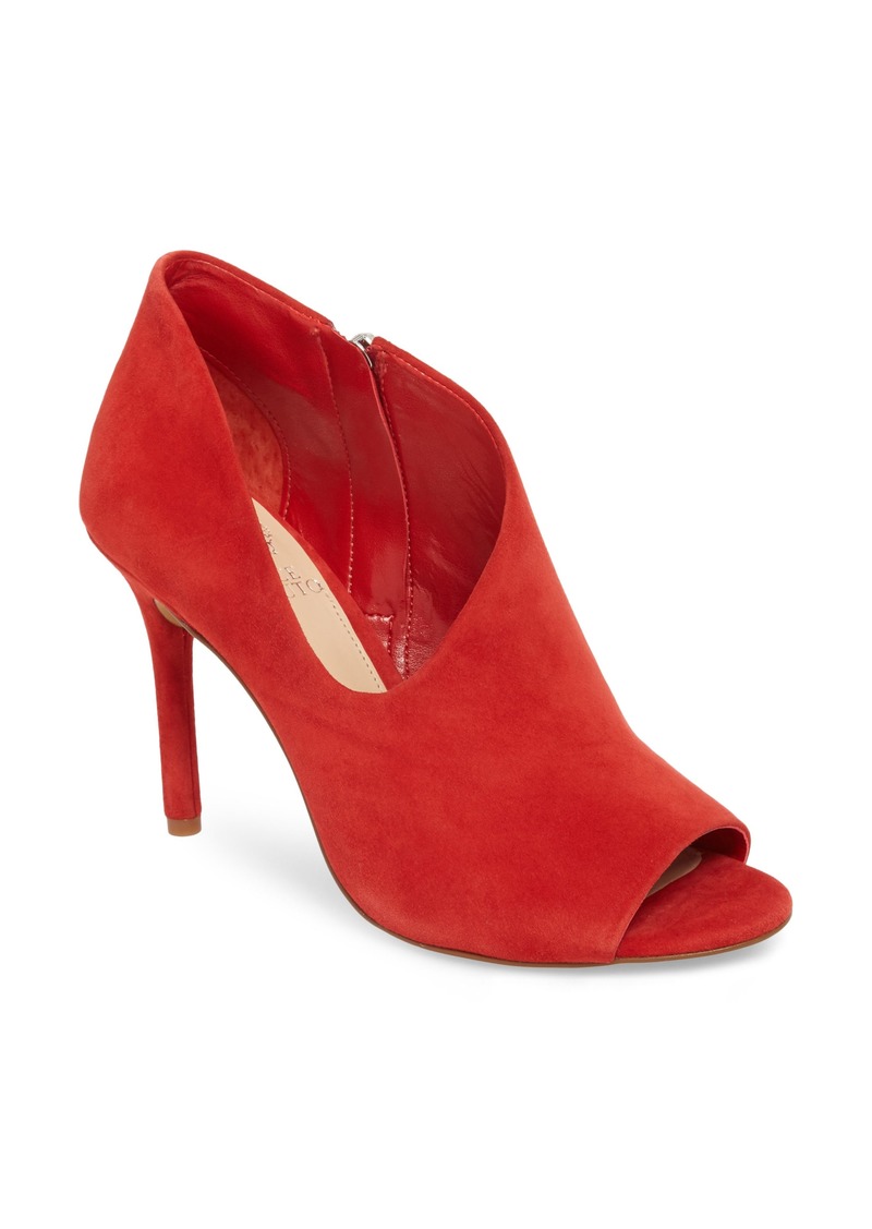 vince camuto careeta pump